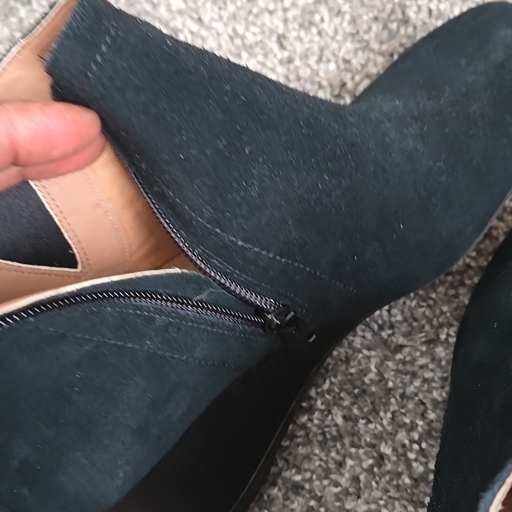 Vionic Paloma Black Ankle Weatger Resistant Wedge Booties Spring Shoes - Picture 9 of 9
